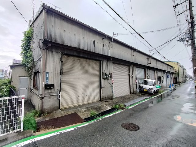 八尾工場104の外観