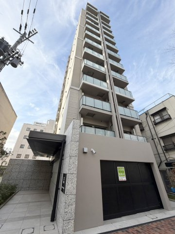 クローバー・フロントの外観