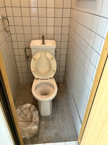 大阪市港区弁天４丁目の店舗事務所のトイレ