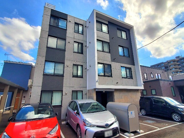 札幌市中央区南四条西２２丁目の賃貸マンション