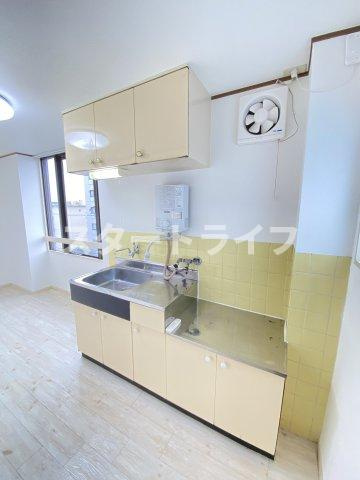 大阪市淀川区西三国１丁目の賃貸マンションのキッチン