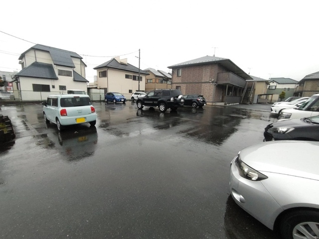 西中居ハイツ　Ａの駐車場|駐車場