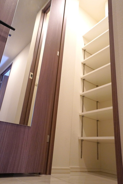 Ｊ．ＧＲＡＮ　Ｃｏｕｒｔ　品川西大井ＷＥＳＴの収納|※写真は同タイプ住戸です。