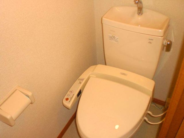 レオパレス中新井　ｃｏｕｒｔのその他