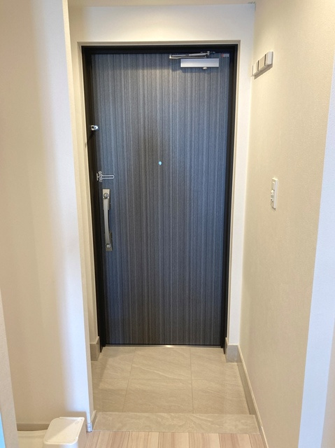 ラテスト白金台の玄関|※写真は同タイプ住戸です。