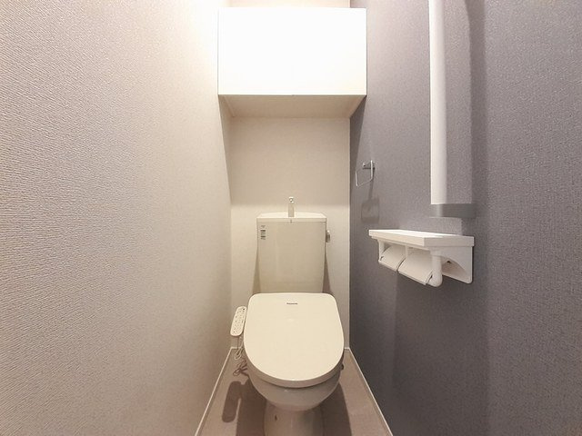 ニューバンブスⅤのトイレ|シンプルで使いやすいトイレです