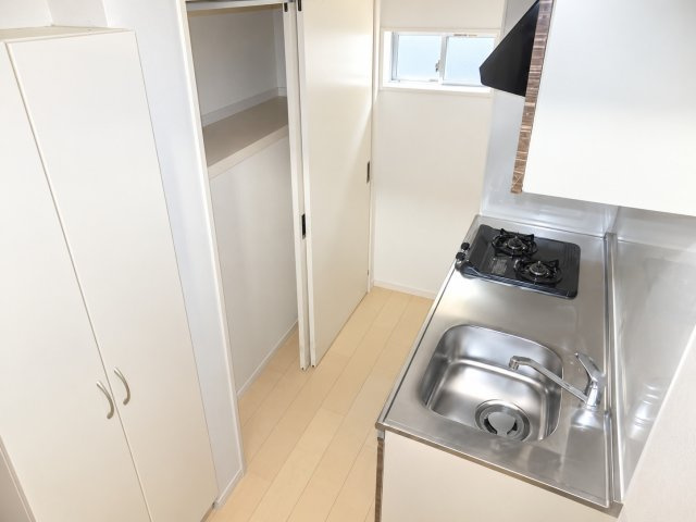 名古屋市中村区亀島２丁目のアパートのキッチン