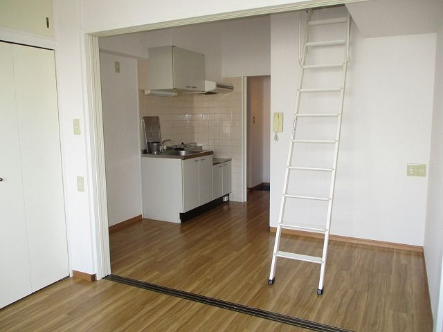 【居間・リビング】 | リバティ高砂六番館