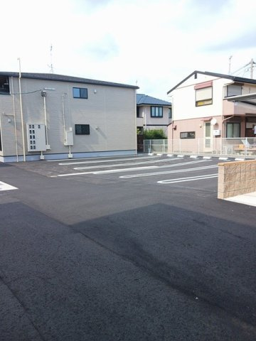オーリュー三潴　Ｂの駐車場