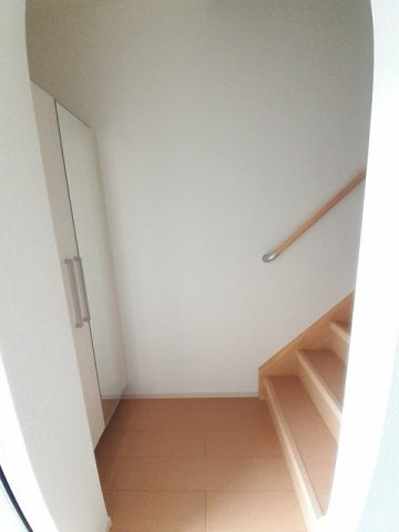 セ・ビヤンの玄関
