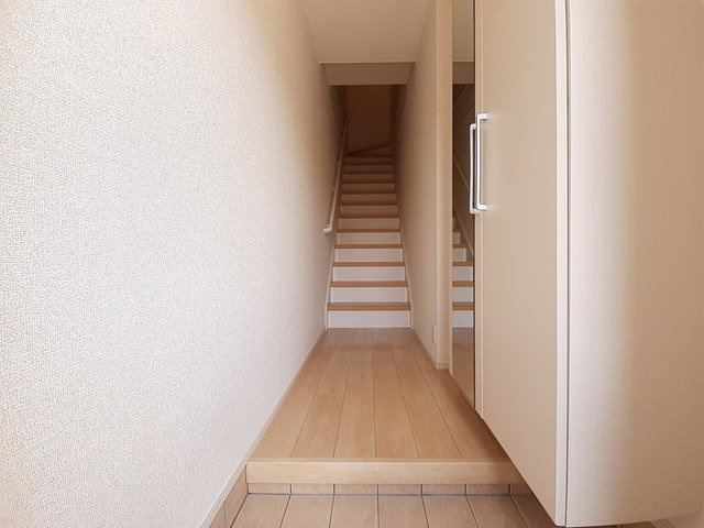 グランディア鵜坂の玄関