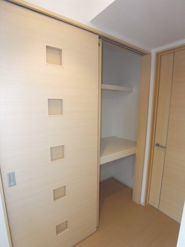 ネオ壱番館の収納
