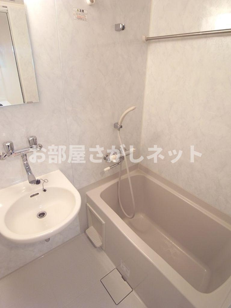 パレステュディオ新宿ＷＥＳＴの浴室