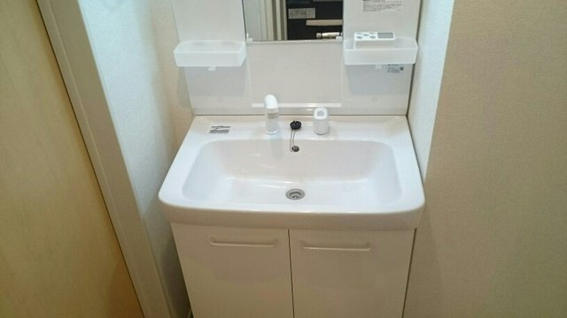 Ｒｅｖｅ　Ｓｏｌａｉｌ　Ⅱの洗面所|忙しい朝には欠かせない洗面所です