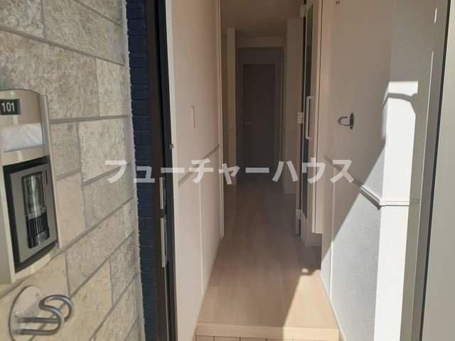 ヒア　アドバンスの内装|明るい室内です