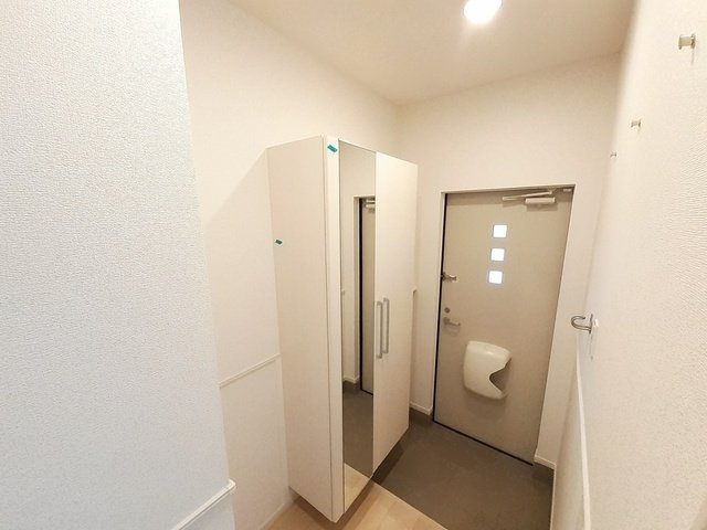 フレンドビュー水野の玄関