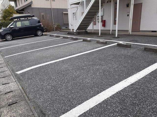 ティープ・マリーの駐車場