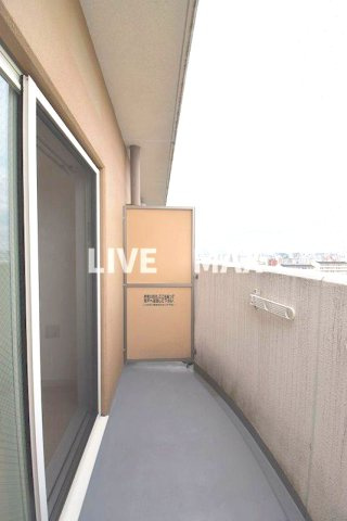 【バルコニー】セレニテ新大阪弐番館 