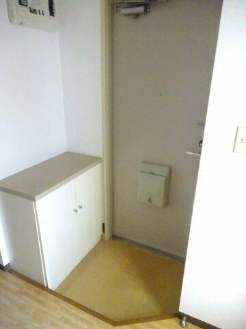 ブオナスタンザ新検見川の玄関