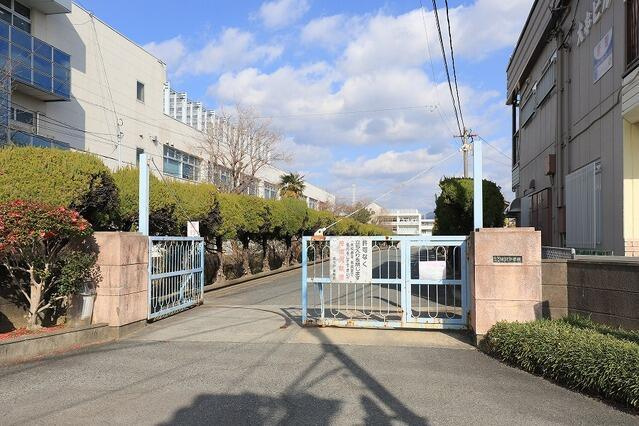 アーキデイズ　佐賀市高木瀬西５丁目２号地のキッチン|城北中学校まで450m