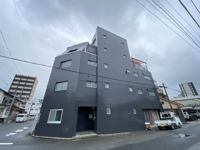 広島市西区西観音町の賃貸マンションの外観