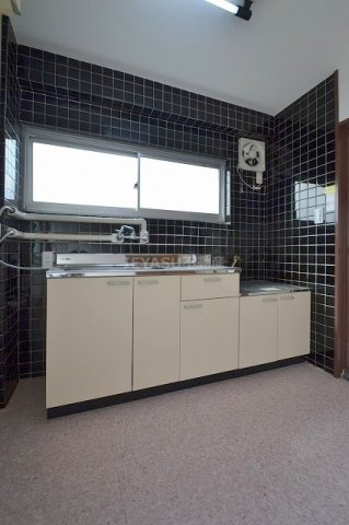 広島市西区西観音町の賃貸マンションのキッチン