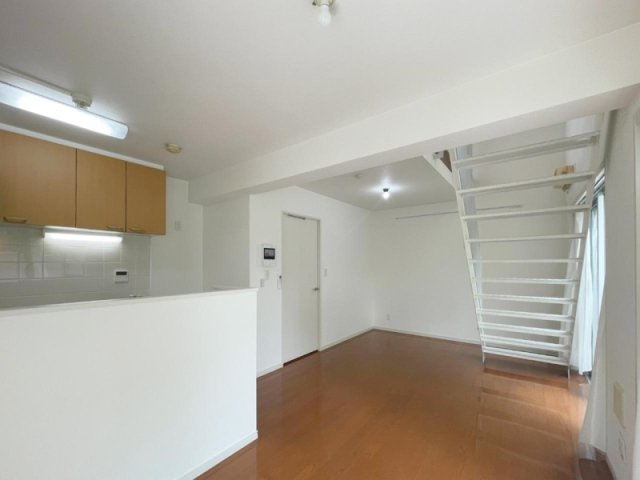 世田谷区玉川田園調布２丁目の賃貸マンションの居間・リビング|ゆったり過ごせる居間です