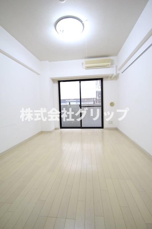 ガラ・シティ横浜西口の寝室