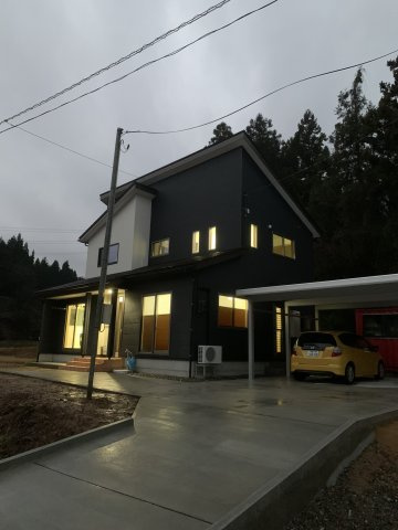 刈羽村大字黒川 中古一戸建ての外観|外観・夕景（新築時の参考写真）