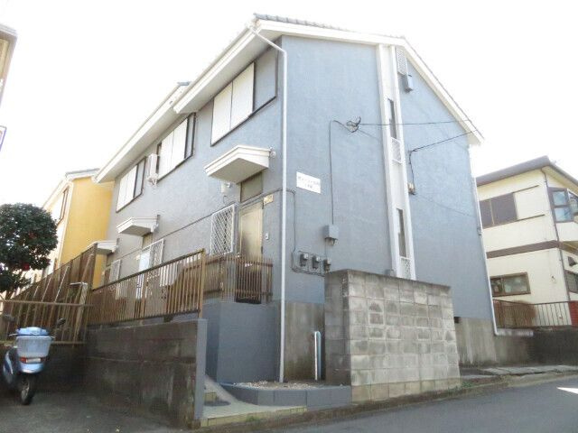 旭ルーミー北柏1号館 の外観|落ち着いた雰囲気の外観です