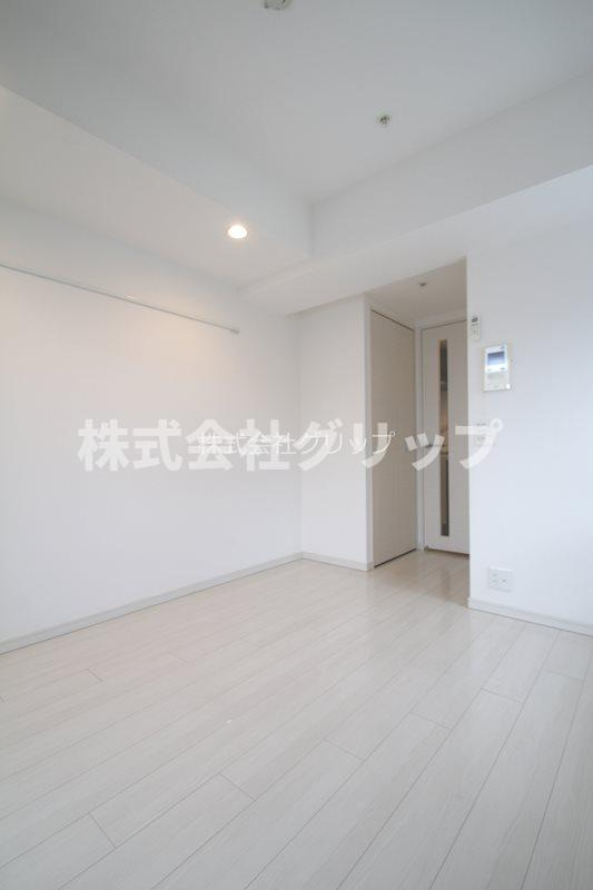 横浜市中区野毛町３丁目の賃貸マンションの洋室
