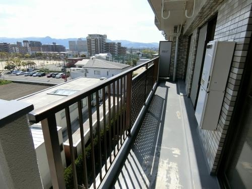 福岡市早良区小田部７丁目の賃貸マンションのバルコニー|物件の画像10