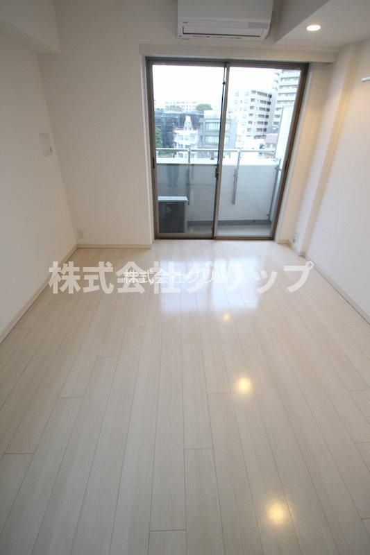 横浜市中区野毛町３丁目の賃貸マンションの寝室