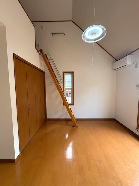 グレース明原の洋室|明るい洋室です