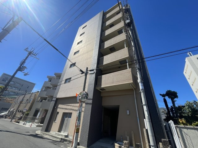 セレニテ高槻の外観