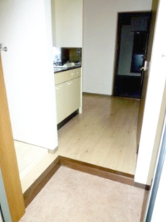 【玄関】 | ルーチェⅠ番館 | ※イメージ　同物件別号室の写真