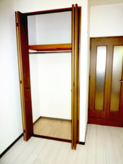 【収納】 | ルーチェⅠ番館 | ※イメージ　同物件別号室の写真