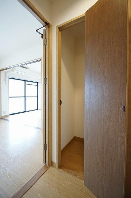 福岡市南区三宅３丁目の賃貸マンションの収納|物件の画像7