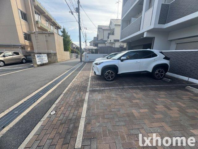 アイ・ウエスト茨木の駐車場|駐車場です