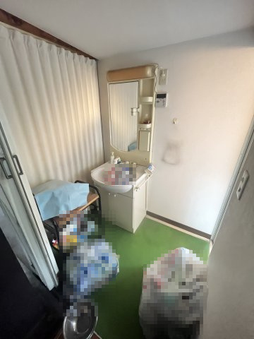 中古住宅　牧野町3丁目の独立洗面台