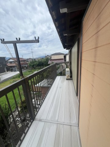中古住宅　牧野町3丁目のバルコニー
