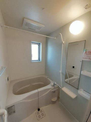 クラール仏生山Ｂの浴室