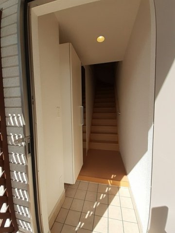 クラール仏生山Ｂの玄関