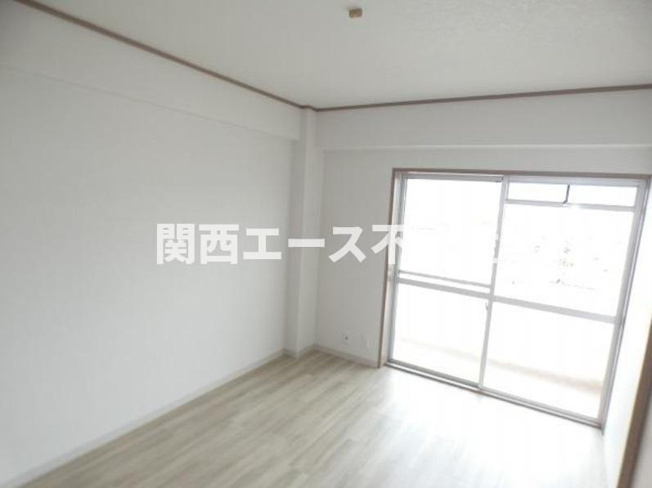 【寝室】 | 新栄プロパティー東大阪Ⅰ