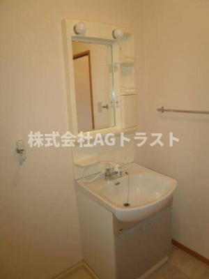 【独立洗面台】 | オーク･ヴィレッジ　壱番館