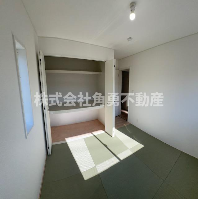 南足柄市飯沢第6　新築一戸建て　2号棟の内観：施工例|《施工例》和室