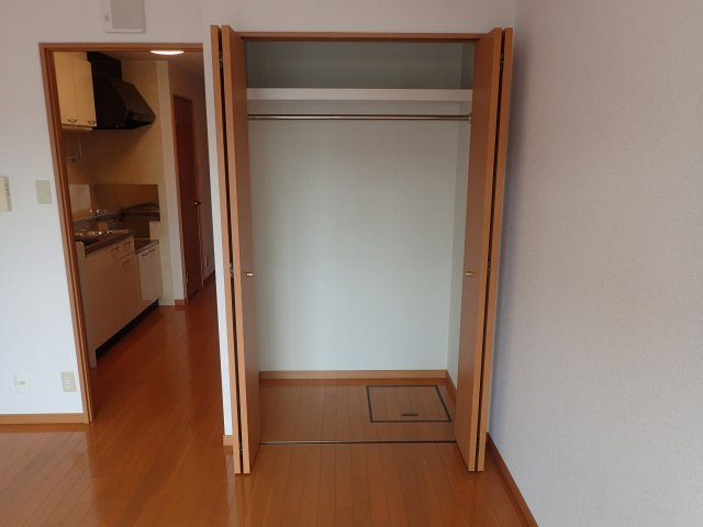 本州東海ビルの収納