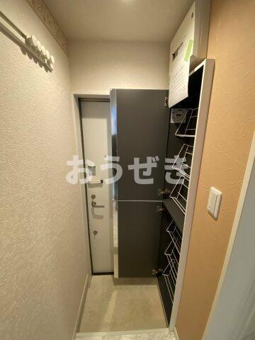 ユナイト南太田レディマーガレットの玄関