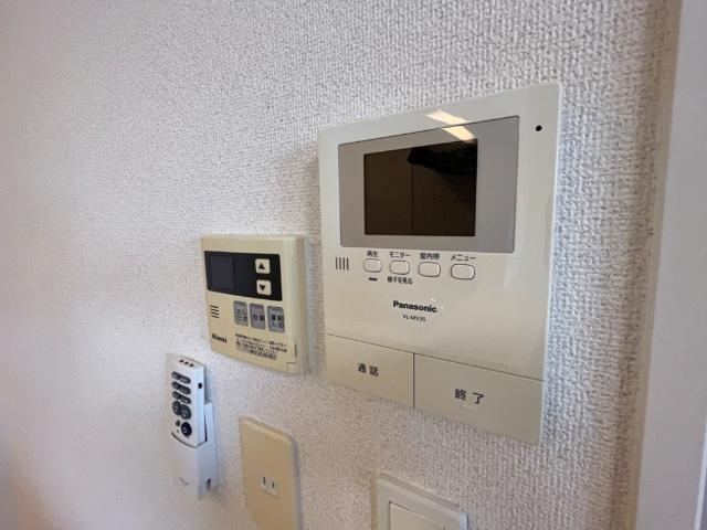 メゾン　ハピネスの内装|カメラ付インターホン