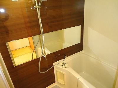 プレステージ青山の浴室